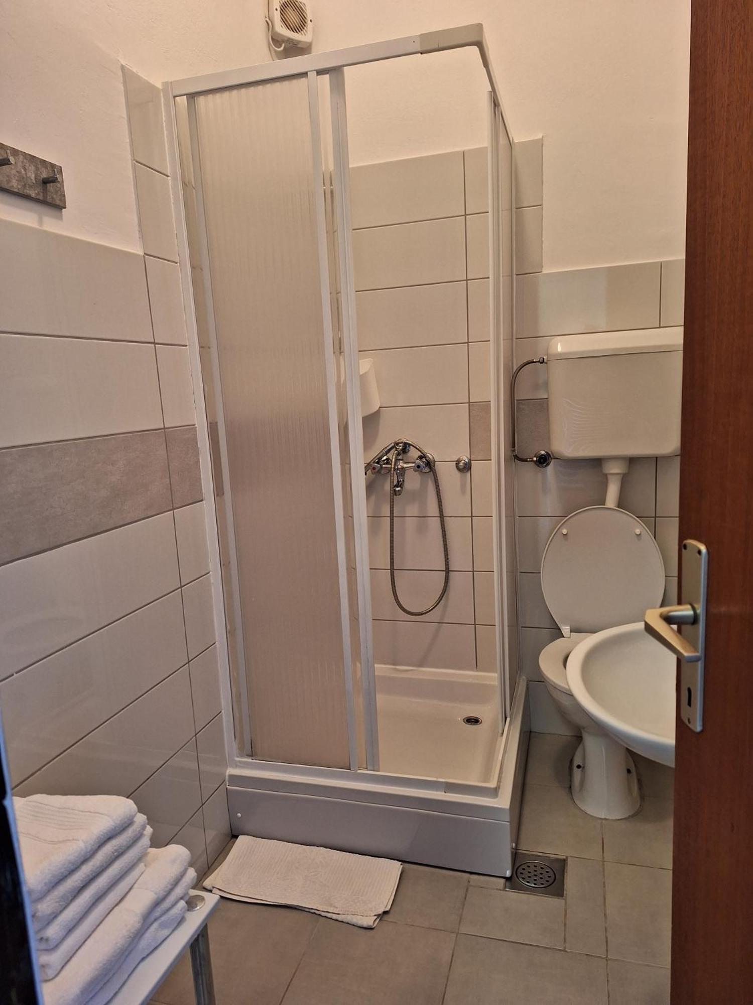 Apartmani Belobrk Potocnica Pag Eksteriør billede
